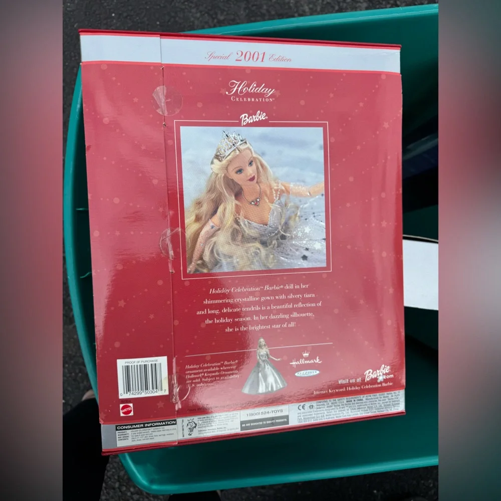 2001 Holiday Barbie